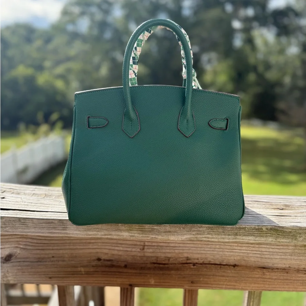 Green Handbag with Gold Accents - Picture 3 of 5